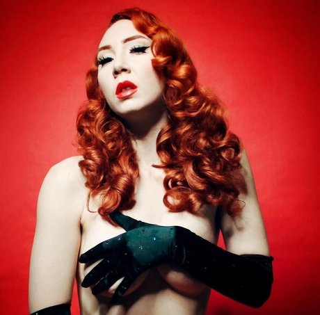 Juliette Electrique onlyfans nude