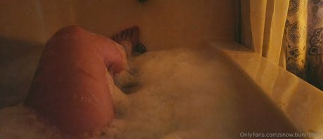 snow bunny907 onlyfans nude tits