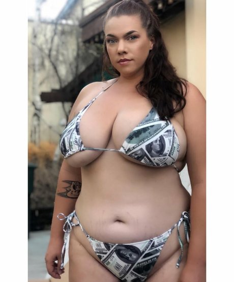 Ashleigh Dunn onlyfans photo