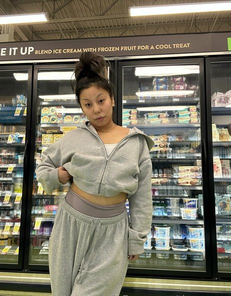 tinayama onlyfans leaked.