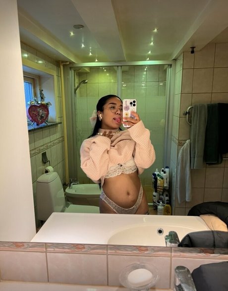 keraiink onlyfans pictures