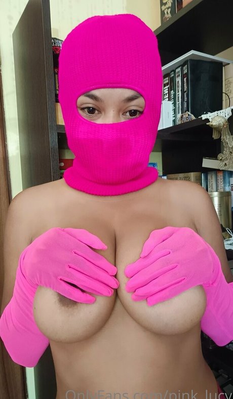 pink lucy Profile pic