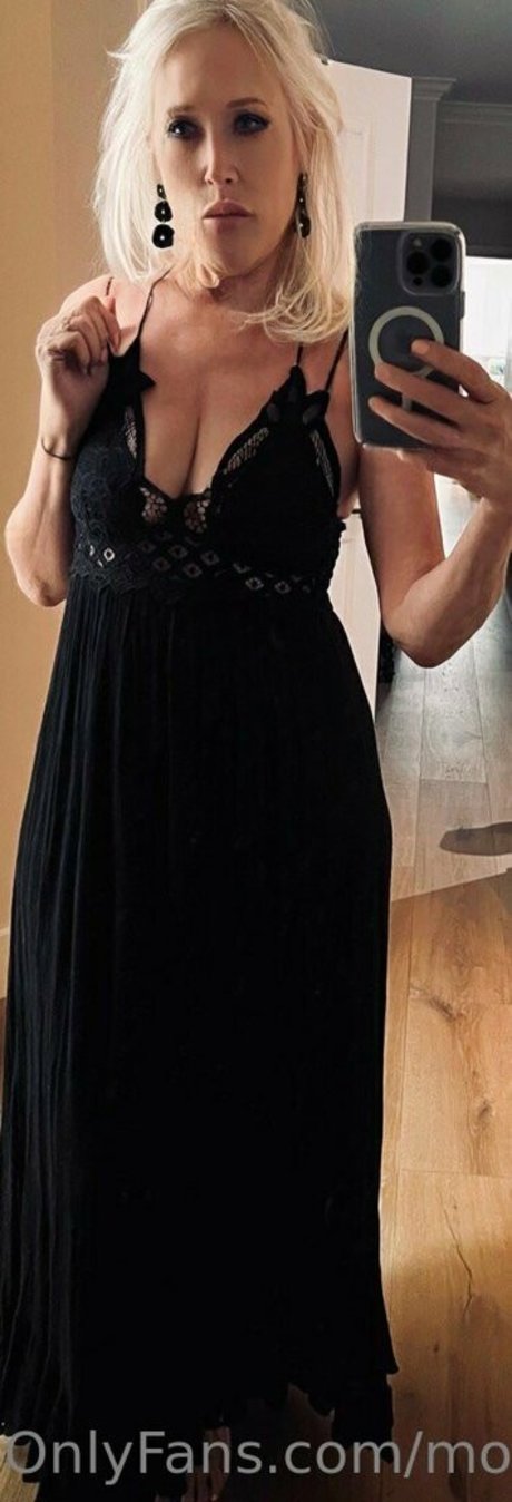 suzieandhannahfree leaks onlyfans porn