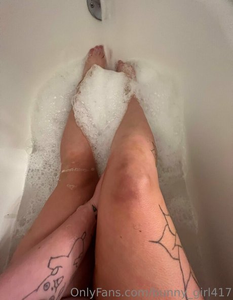 bunny girl417 onlyfans nude tits