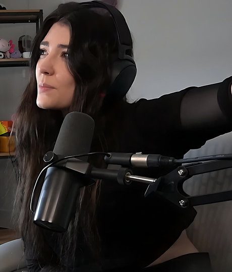 Wolfabelle nude on onlyfans