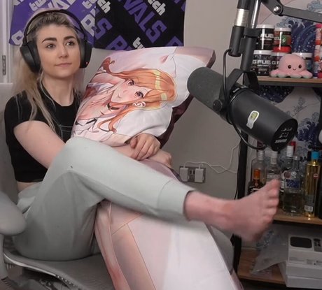 Wolfabelle topless onlyfans