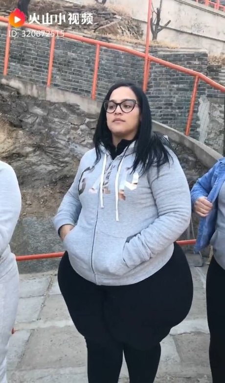 SoftestPear naked onlyfans leak