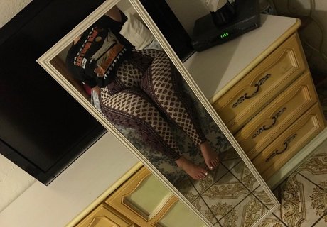 SoftestPear onlyfans tits