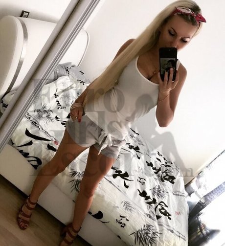 persian onlyfans xxx images