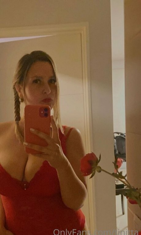 tinitta onlyfans strip