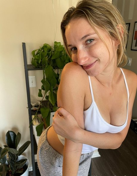 lilyanafoxvideostore desnuda onlyfans