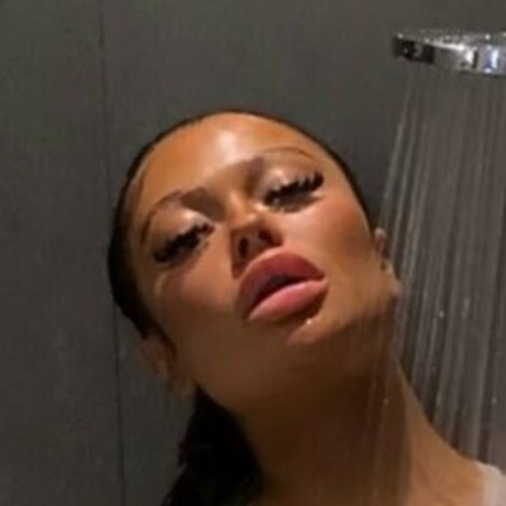 Hollyydollyy leaked onlyfans.