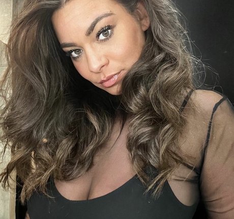 Cheryl Jansen onlyfans leaked tits