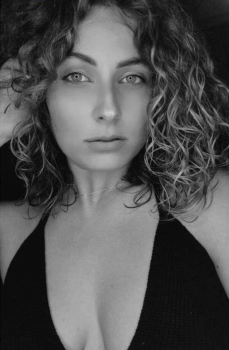 Michelle Bon desnuda onlyfans