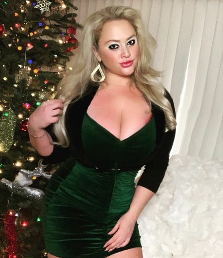 BlondiePomie onlyfans naked porn