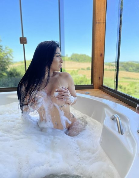 Lucieli Aline Santos leaked onlyfans pics