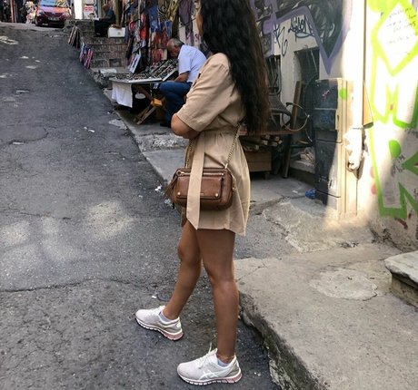 Elwa Saleh onlyfans sextape