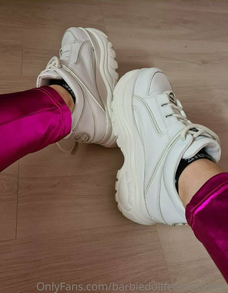 barbiedollfeetxoxofree onlyfans xx