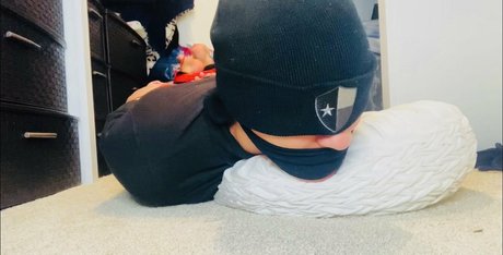 mixedbondageboy onlyfans free