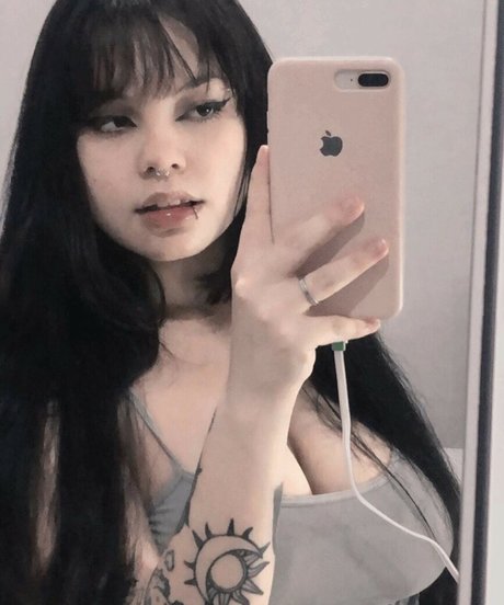 Luazineas onlyfans star