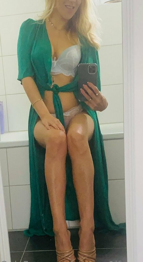 your m1lf mama onlyfans creator