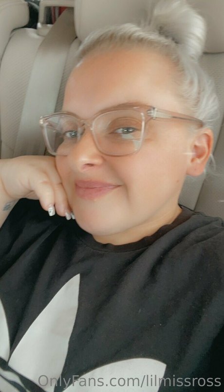 lilmissross onlyfans nudes leaked