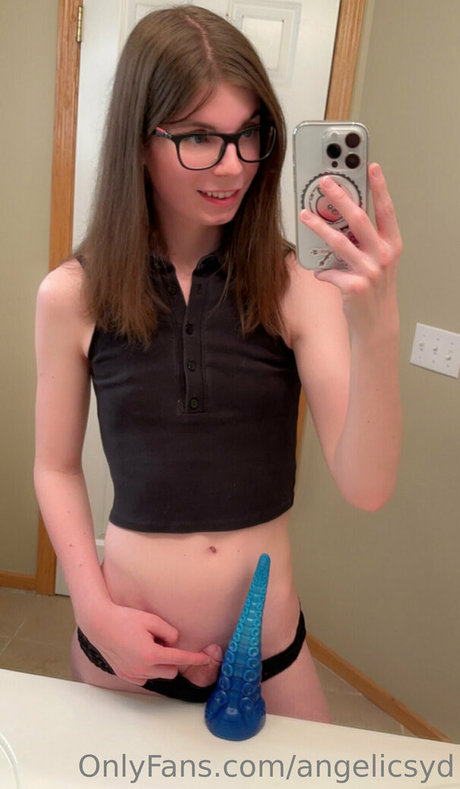 milf glasses onlyfans free naked gallery