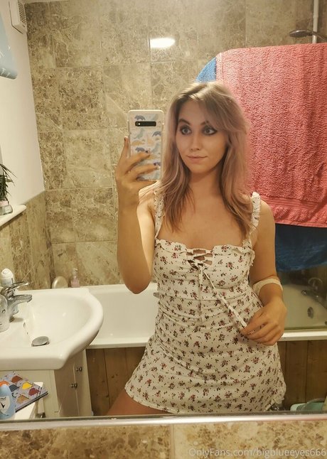 bigblueeyes666 nudes onlyfans leaks