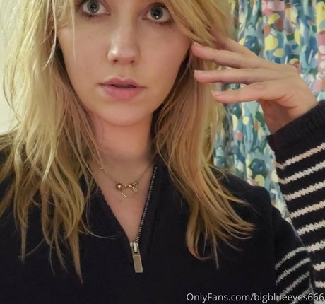 bigblueeyes666 onlyfans model images