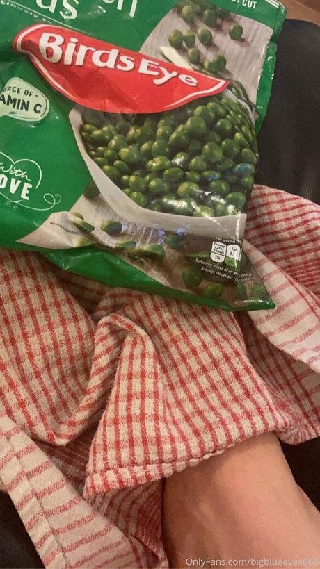 bigblueeyes666 onlyfans leaked photos