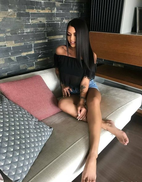 barbie33 onlyfans ass