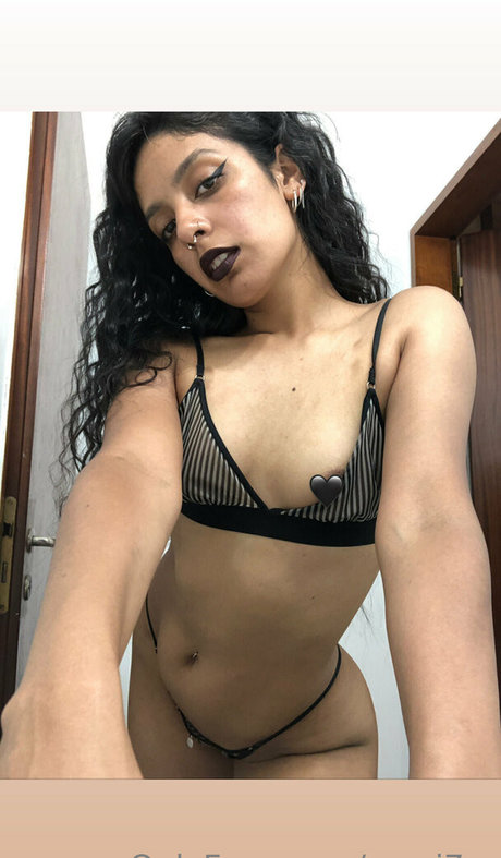 cami7m onlyfans ass