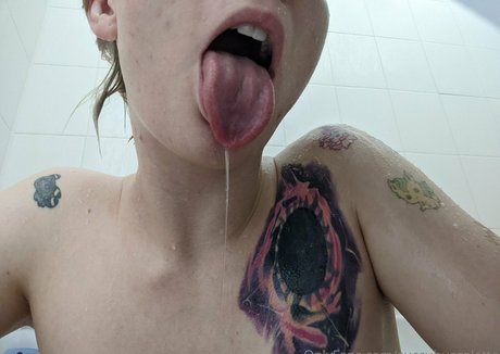succubuscolette nude onlyfans