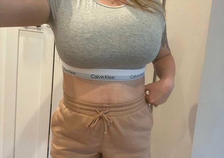 nice spice onlyfans model photo