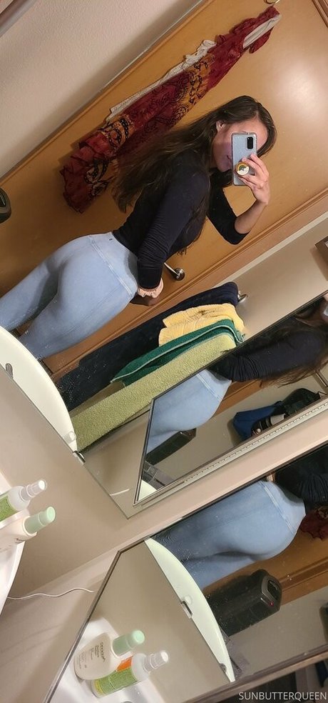 sunnnny leaked onlyfans pics