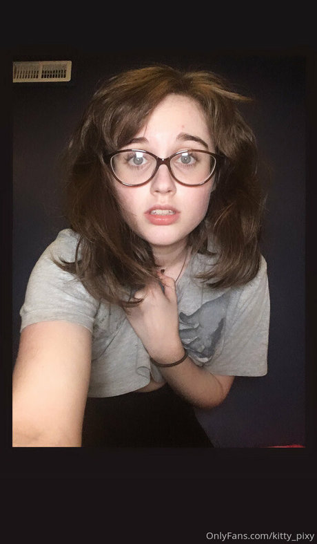 kitty pixy is on onlyfans