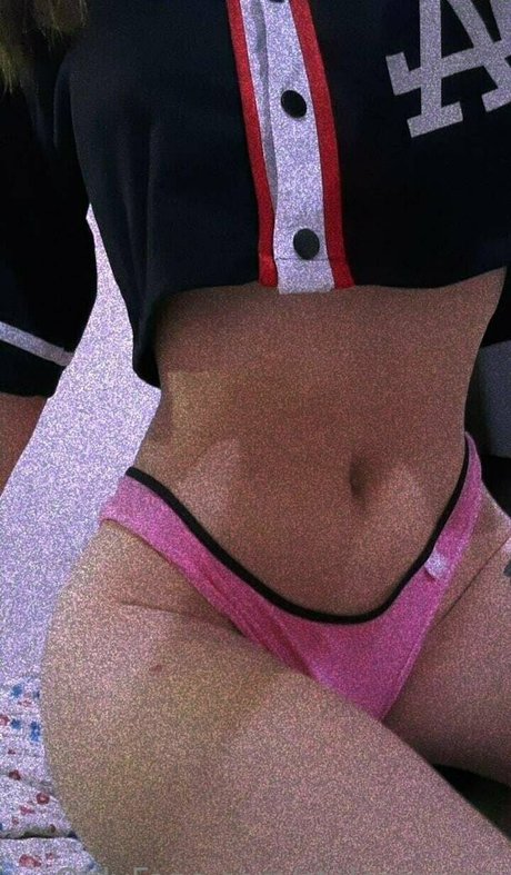 emeraldhot onlyfans content