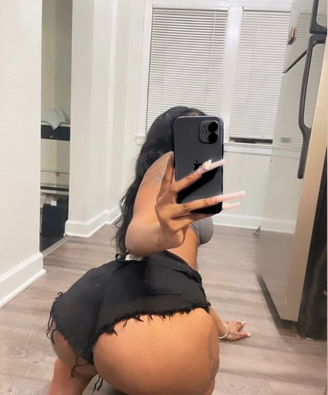 Sharondaduhdon onlyfans sexy