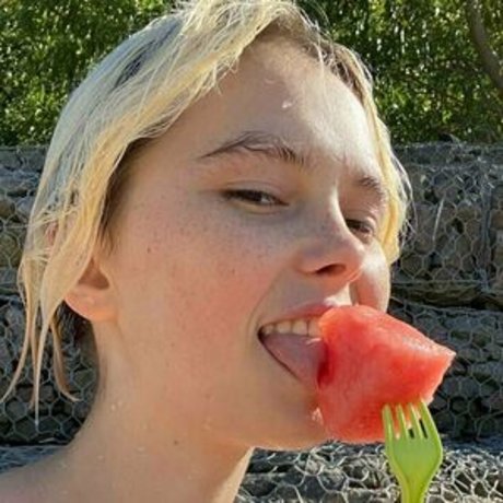 lowwwol free nude only fans