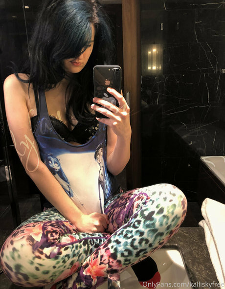 kalliskyfree naked only fans