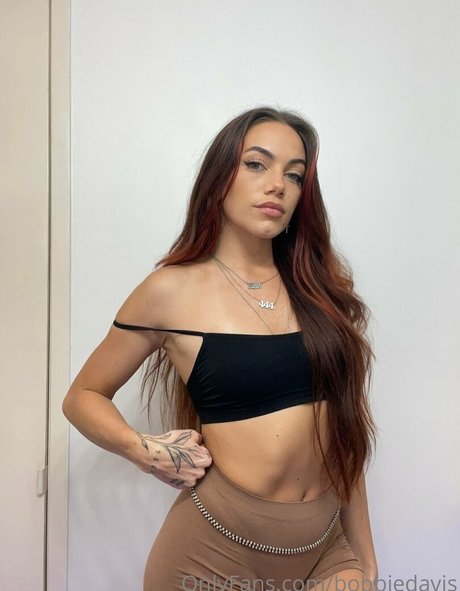 bobbiedavis nude leaked onlyfans