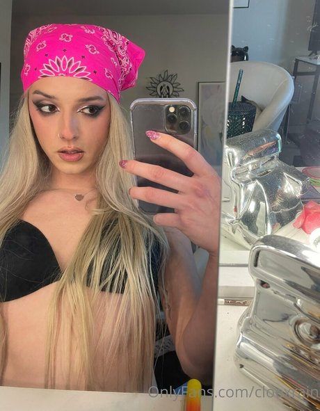 cloexrain onlyfans pictures