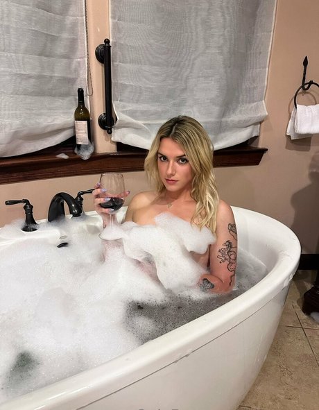 cloexrain only fans review