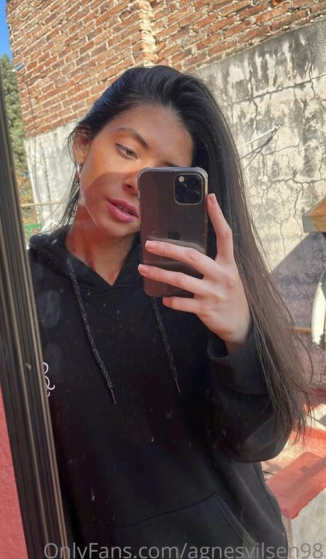 agnesvilsen98 onlyfans porn leak