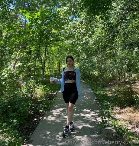 cherrykush6 onlyfans model