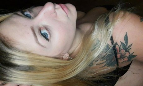 mikhelaxxx only fans