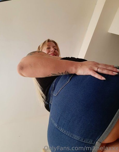 mikhelaxxx onlyfans xxx