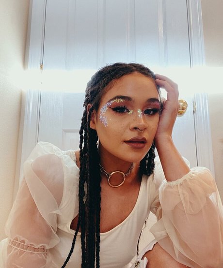 Nariluvsu onlyfans pic