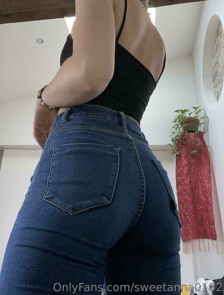 sweetanna0102 only fans nude leaks