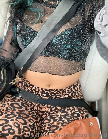 thundergirlfriend onlyfans sextape